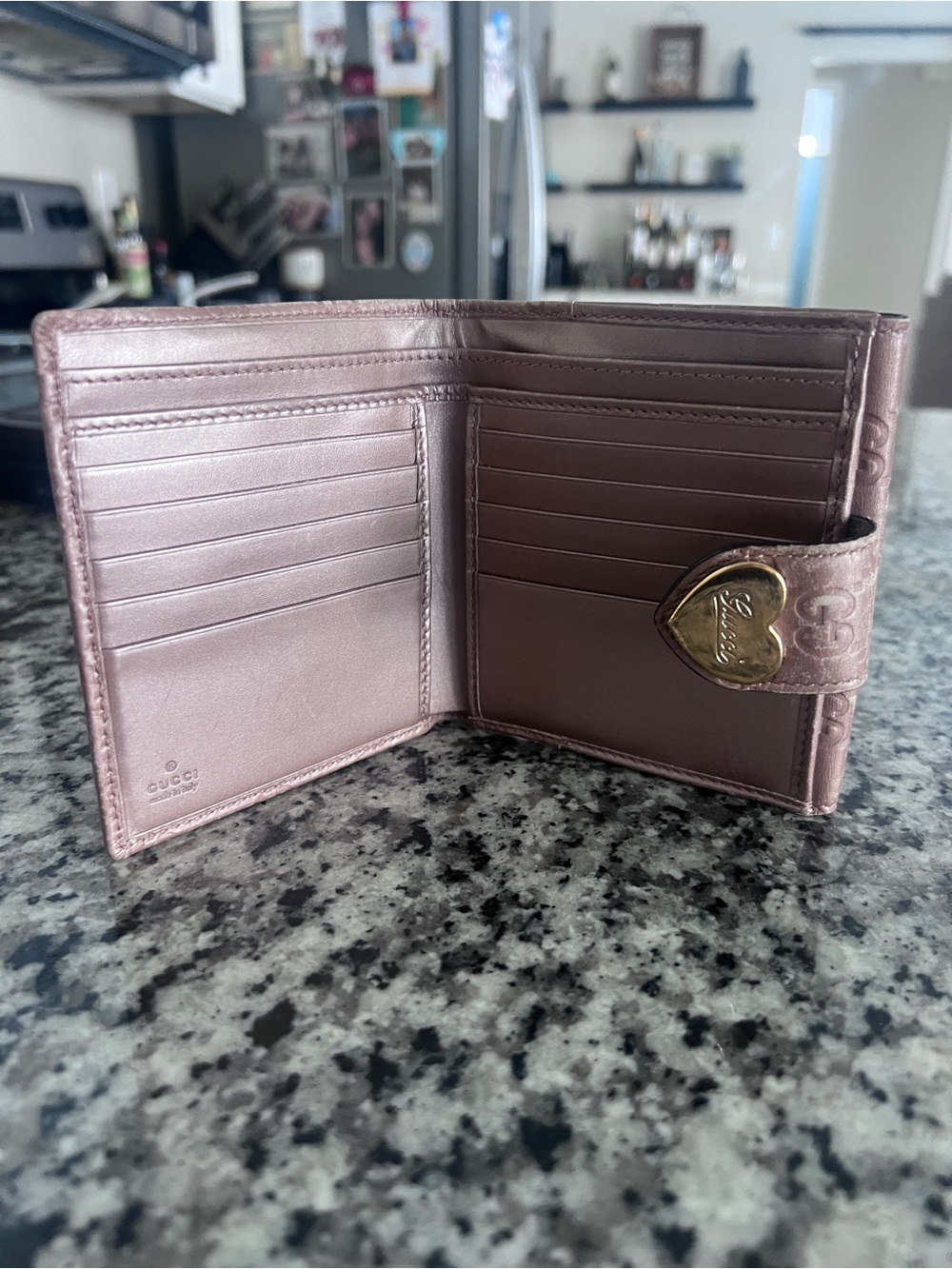 Gucci Brown Embossed GG Leather Wallet with Gold Heart - Picture 7 of 7